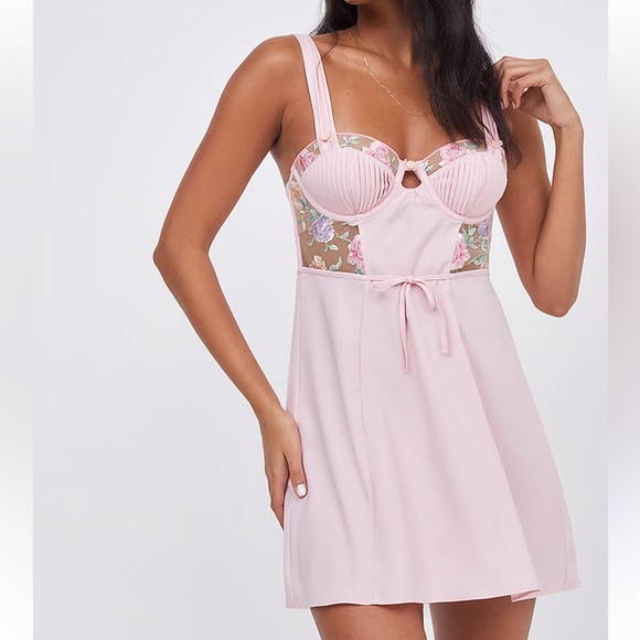 For Love And Lemons Other - New NWT VS For Love & Lemons pink floral embroidered dress Size XXS